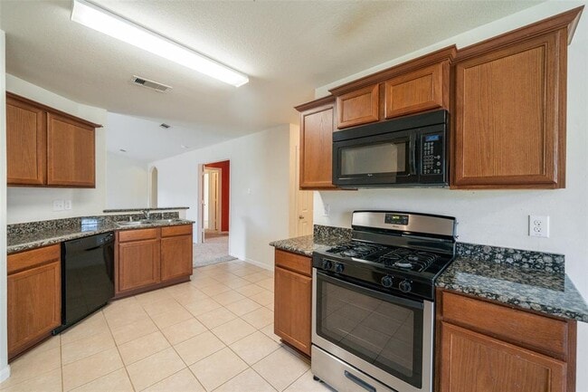 Building Photo - 9926 Opal Rock Dr