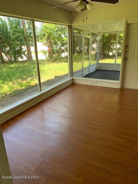 Foto del edificio - 726 Lund Ct