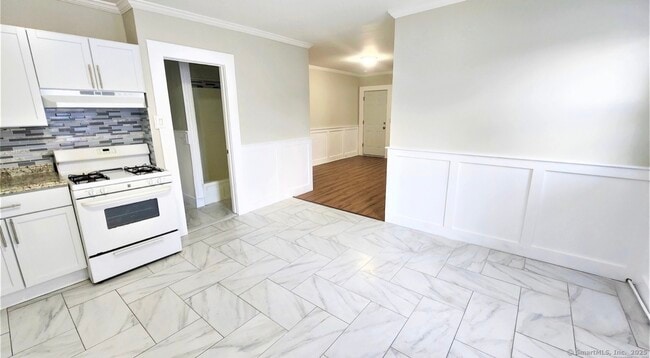 Building Photo - 1514 Pembroke St