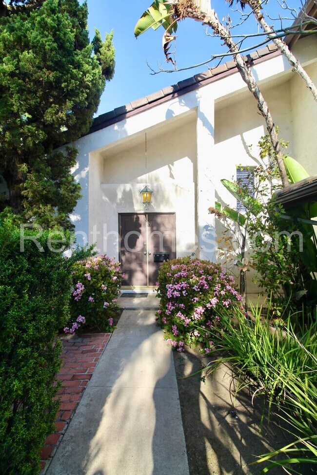 Foto del edificio - 10258 Grayfox Dr