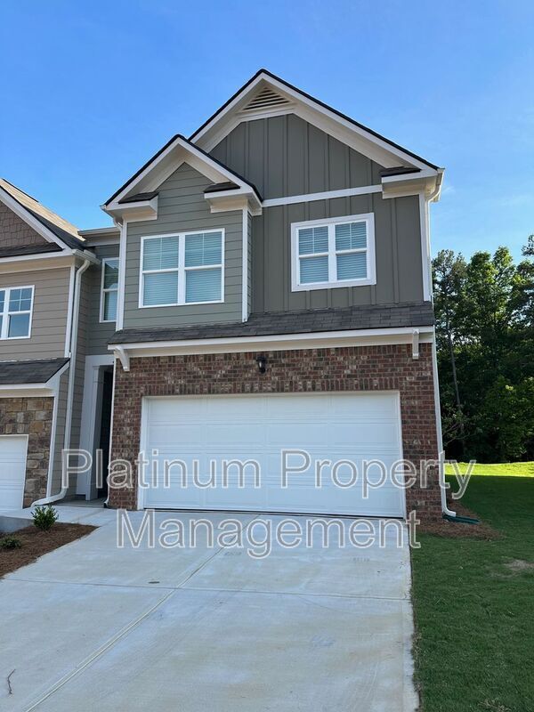 Primary Photo - 488 Stoneybrook Dr