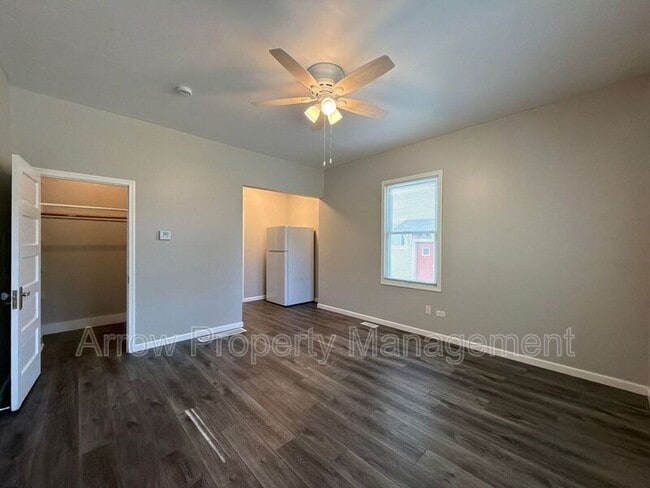Building Photo - 1400 Garfield- B