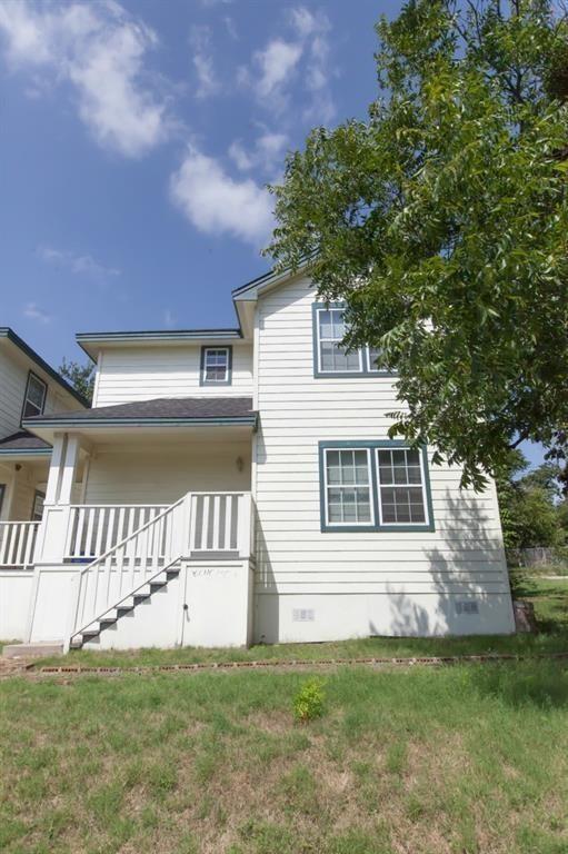 2208 Pennsylvania Ave, Austin, TX 78702 Townhome Rentals in Austin TX