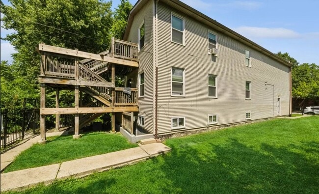 Foto del edificio - 7808 S Greenwood Ave