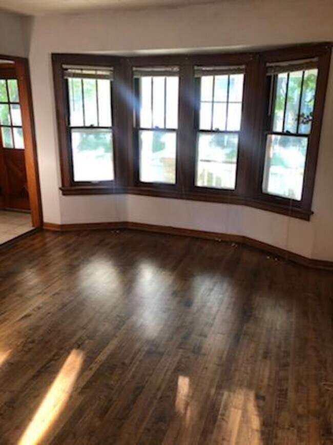 Building Photo - 83rd Street Duplex