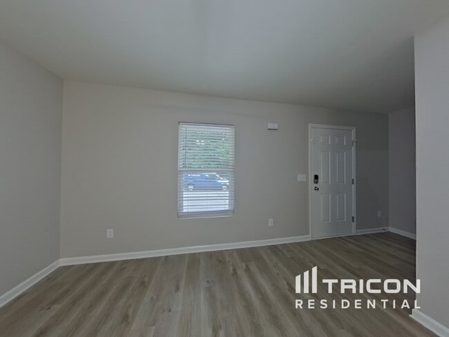 Building Photo - 171 Tybo Dr