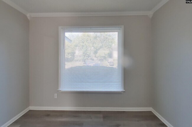 Building Photo - 112 Hedgefield Rd