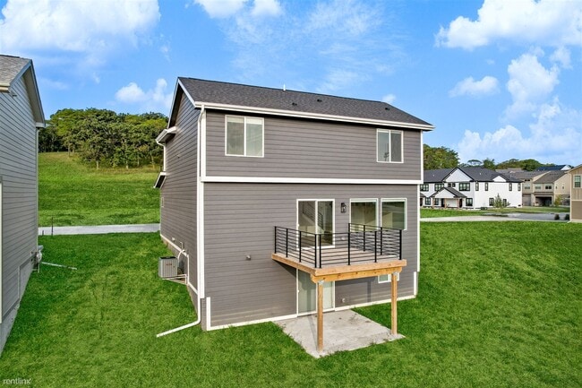Building Photo - 4 br, 2.5 bath House - Kings Grove Single ...