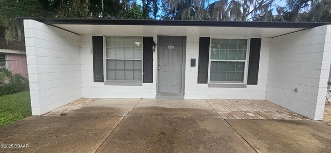 Building Photo - 333 S Osceola St