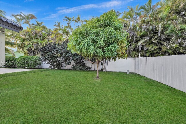 Foto del edificio - 18440 SW 77th Ct