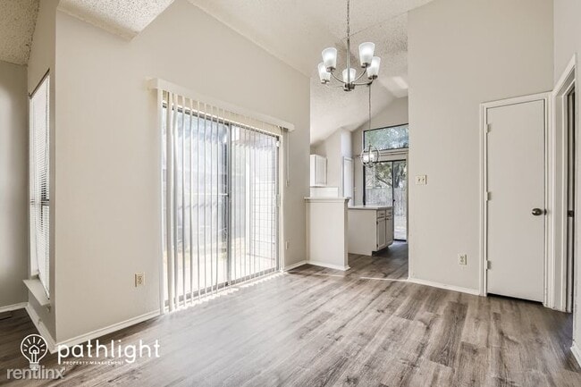 Building Photo - 3 br, 2 bath House - 304 Mahogany Drive UNIT