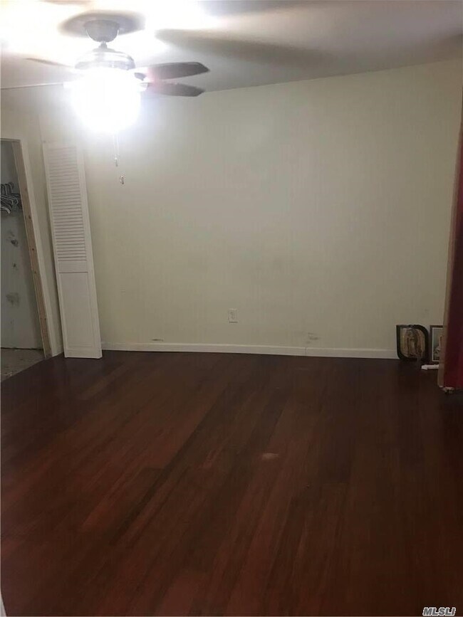 Foto del edificio - 95-24 102nd St