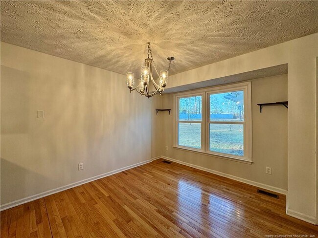 Building Photo - 115 Zane Dr