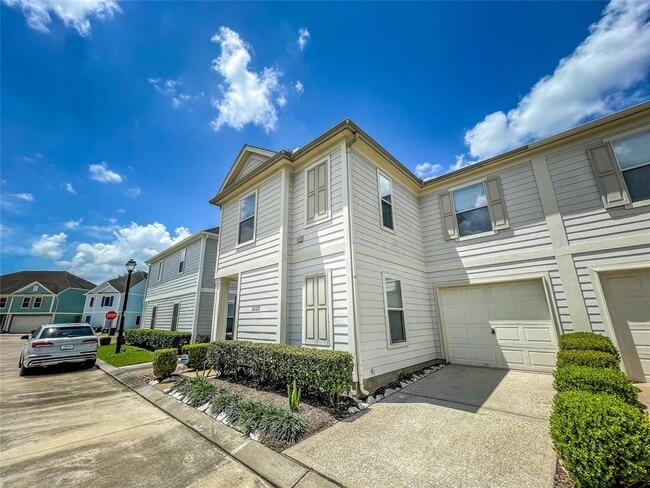Building Photo - 2622 Woodridge Cove Dr
