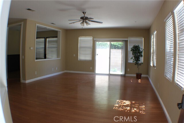 Foto del edificio - 7353 Ellena W