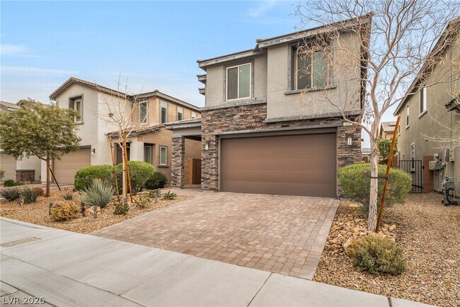 Foto del edificio - 900 Lotus Falls St