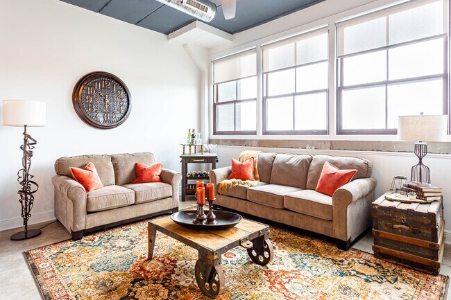 Sala de estar - The Lofts of Webster