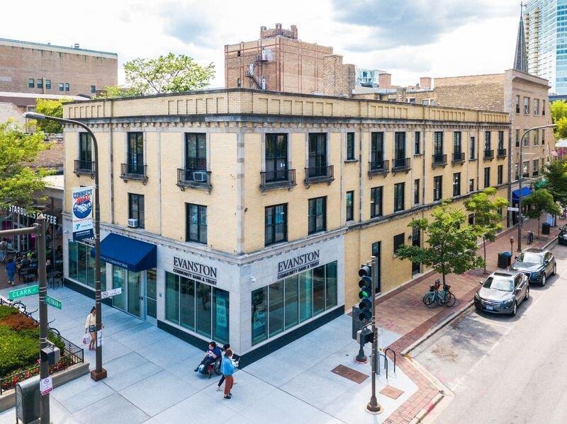 Foto principal - 802-808 Clark Apartments