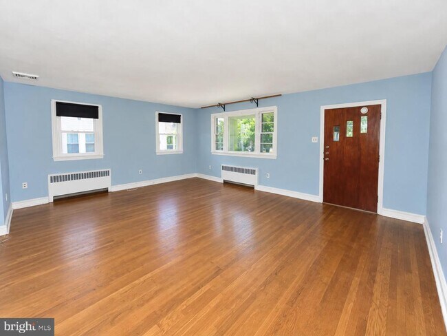 Foto del edificio - 6797 Lawnton St