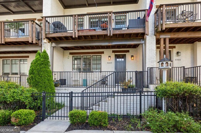 Foto del edificio - 1837 Brooks Dr NW