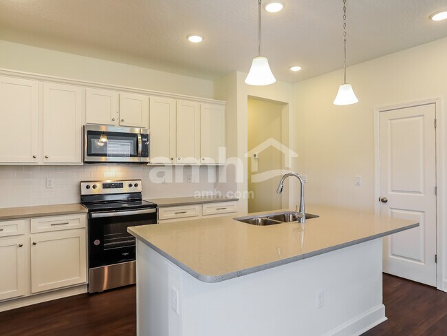 Foto del edificio - 2923 Rolling Acres Road