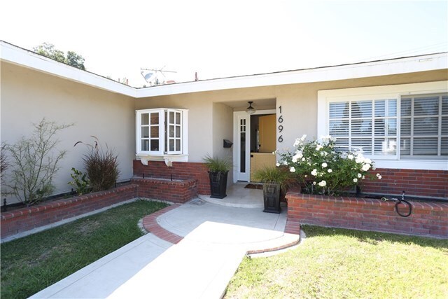 Building Photo - 1696 Palau Pl