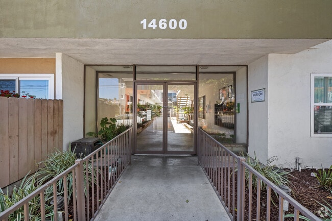 14600 Magnolia Blvd - Entrance - Magnolia Apartments - Your Sherman Oaks Retreat!