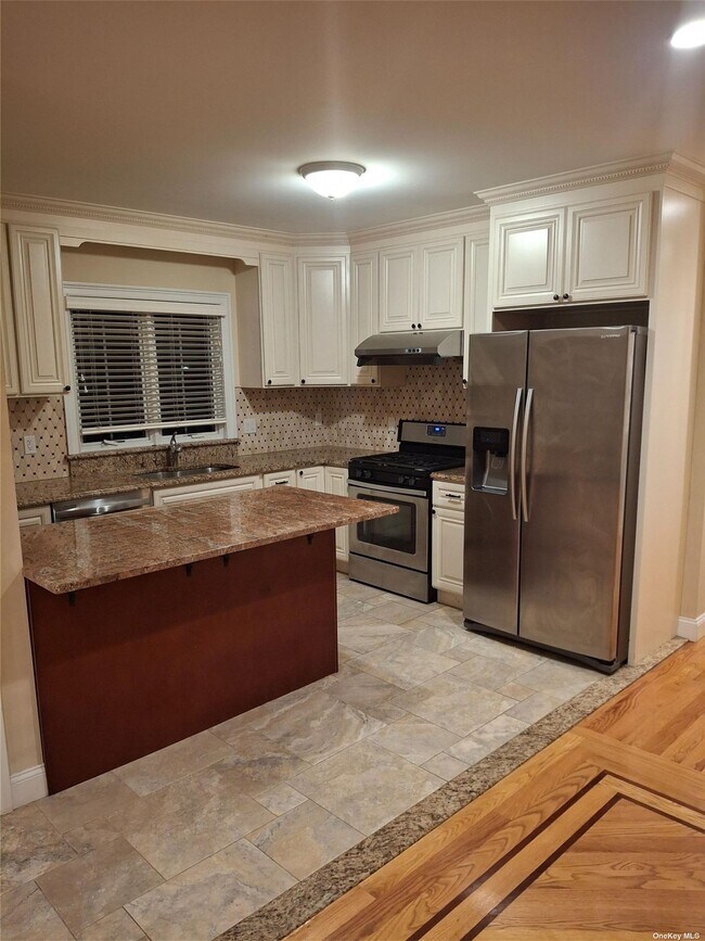 Building Photo - 77-36 252nd St