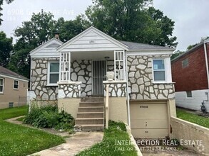Building Photo - 6908 Glenmore Ave