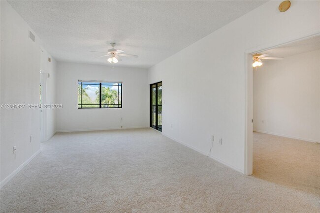 Foto del edificio - 2813 Grande Pkwy