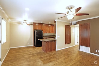 Interior Photo - Crandall Apartments - 3-Weeks Off with a 1...
