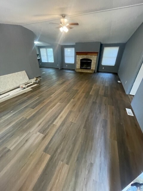Building Photo - 15216 Paradise Cove Dr