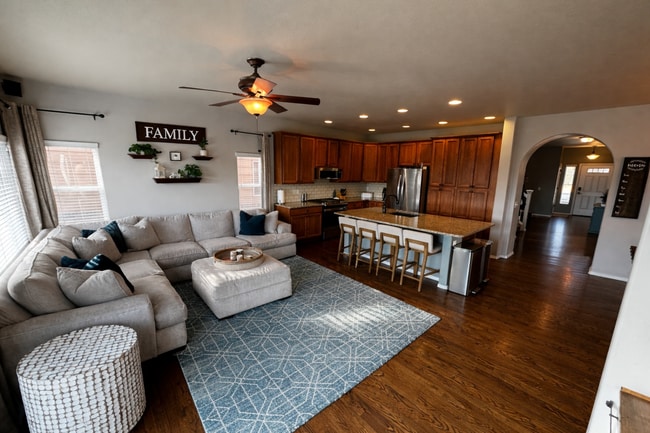 Photo - 6675 Silverwind Cir House