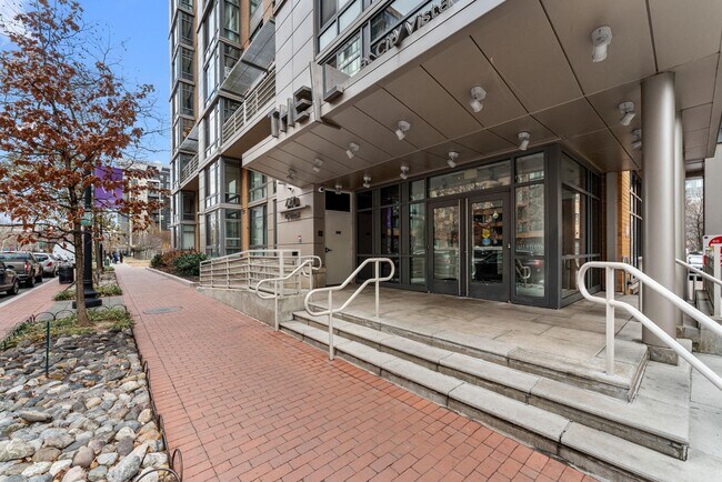 Foto del edificio - 440 L St NW