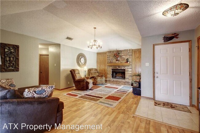 Foto del edificio - 3 br, 2 bath House - 418 Maple Run