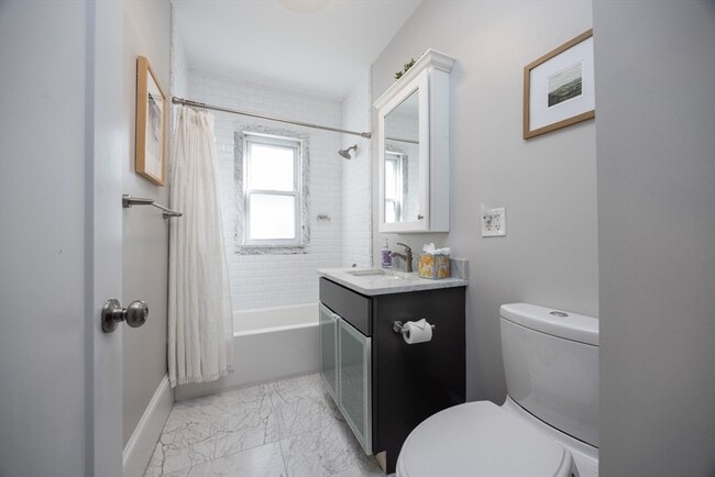 Building Photo - 65 Beaumont St