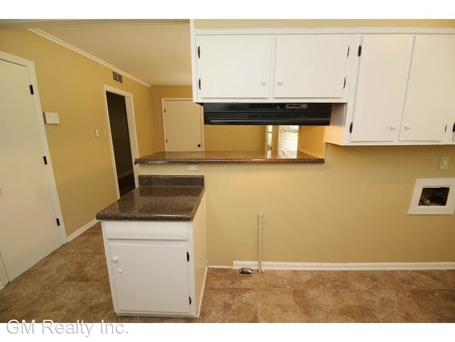 Building Photo - 4 br, 2 bath House - 3868 Windcrest Rd