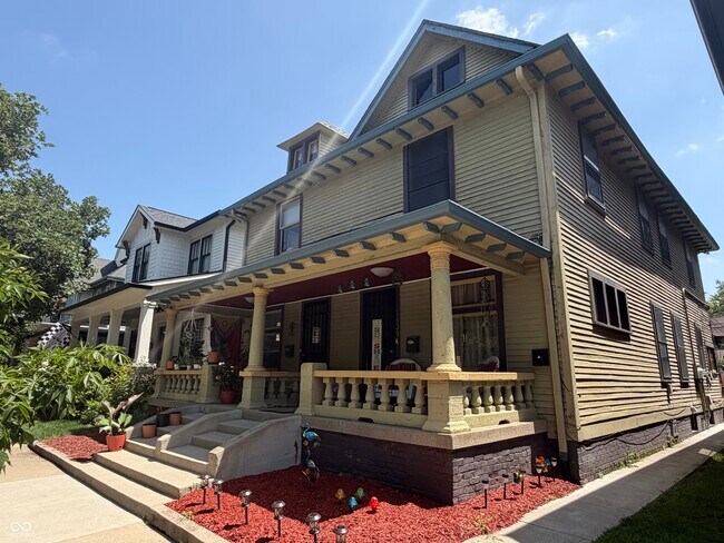 Foto del edificio - 1839 Talbott St