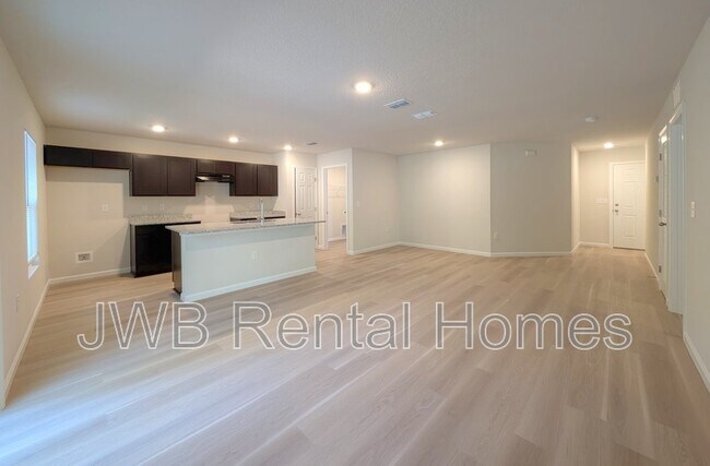 Building Photo - 3833 Soutel Dr