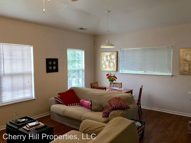 Foto del edificio - 3 br, 2 bath Apartment - 1721 Ohio