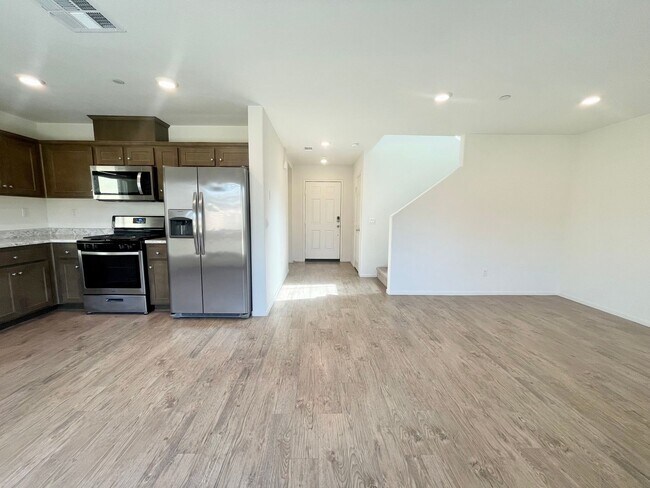 Building Photo - COMING SOON Two Story 3 Bedrooms 3 Bathroo...