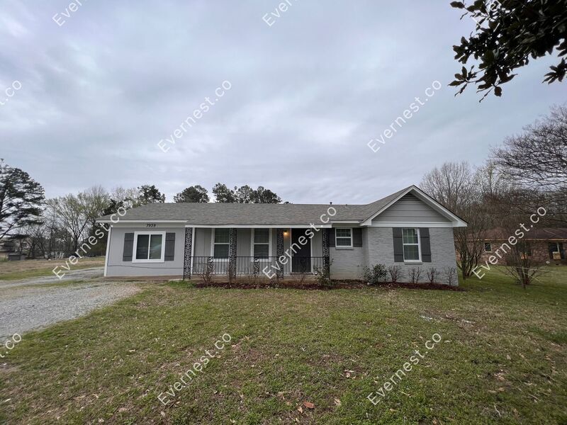 7939 W Sandidge Rd, Olive Branch, MS 38654 House Rental in Olive