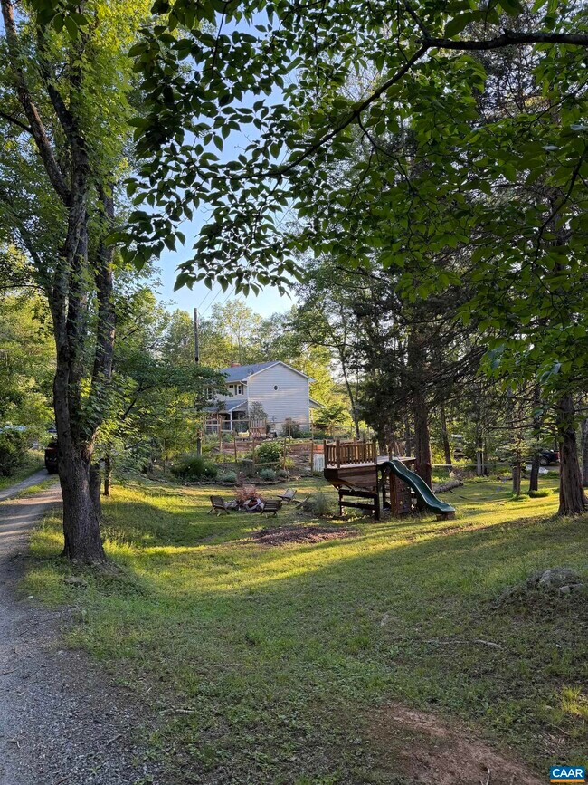 Building Photo - 2225 Evans Cir