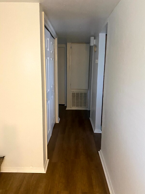 Foto del edificio - 206 N Pine Ave