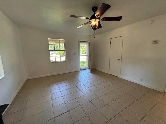 Building Photo - 5178 Fairview Highland Dr