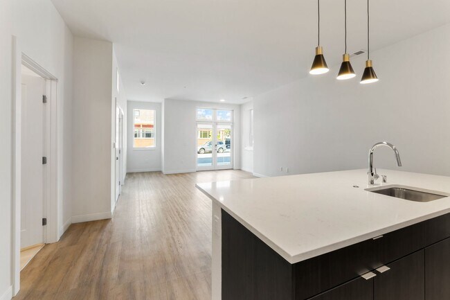 Foto del edificio - 5945 6th Ave