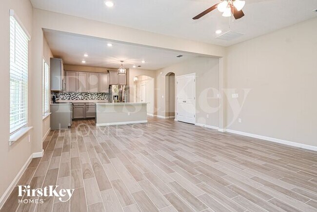 Building Photo - 941 Colon Ln