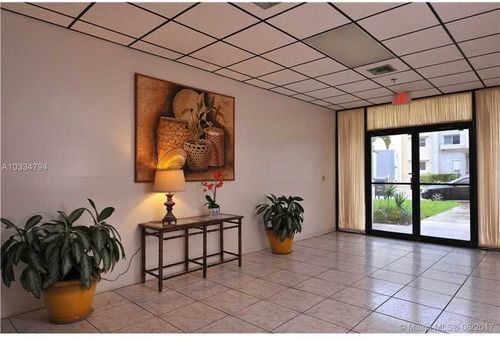 Building Photo - 9124 Collins Ave