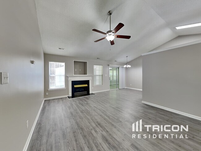 Foto del edificio - 1613 Bear Brook Dr