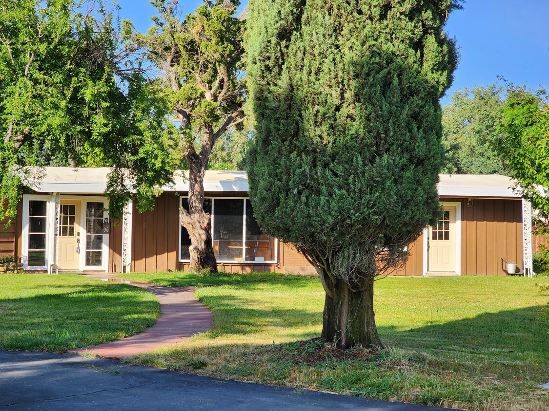 Building Photo - 20469 Al Fresco Ave